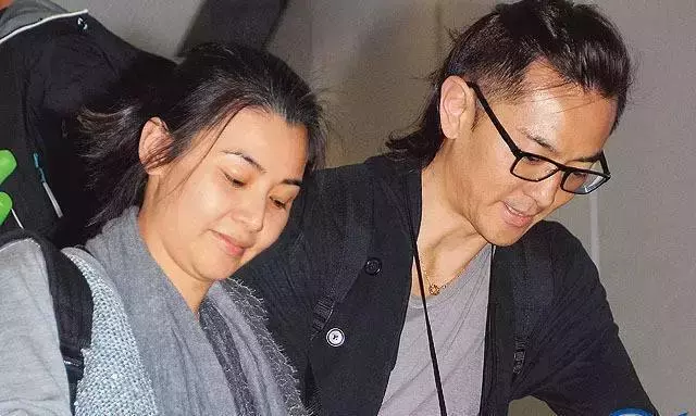 他自稱是娛樂圈中最貪玩的藝人,與相愛12年女友完婚卻到如今還未生子。原因令人唏噓!