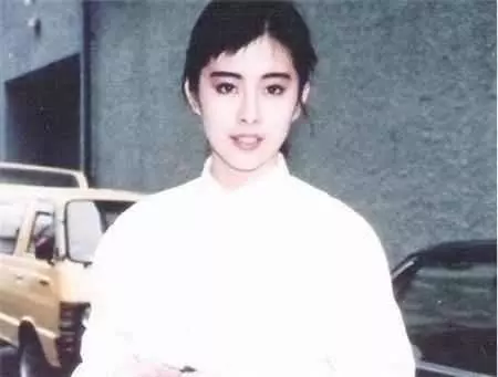 張柏芝承認的唯一一個比她美的女星, 年輕時候的顏值竟然這麼高?