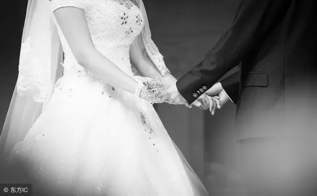 我媽給我兒子兩千塊錢,我婆婆卻氣得要跟我娘家老死不相往來