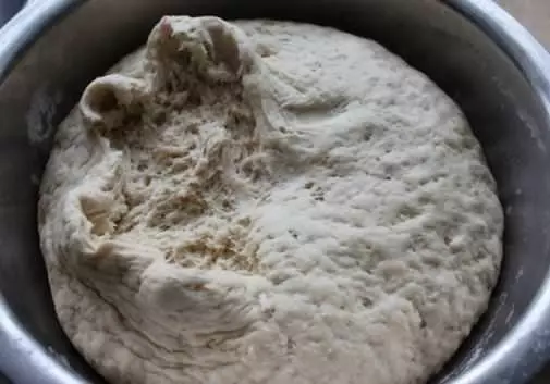 發麵不成功?做出來的饅頭乾硬難吃!那是你「酵母粉」用錯了!教你一招,很快就發好!(附贈10種發麵主食做法)