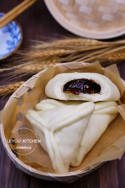 發麵不成功?做出來的饅頭乾硬難吃!那是你「酵母粉」用錯了!教你一招,很快就發好!(附贈10種發麵主食做法)