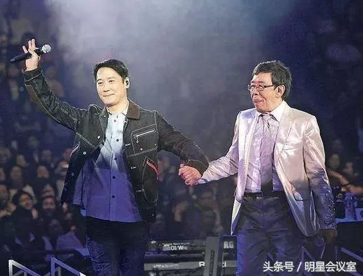 謝賢、曾江、胡楓對比,這差距還真大,網友:15個乾兒女說明一切!