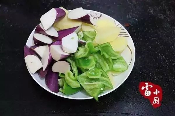 這三樣蔬菜放在一起這麼做,比肉都好吃!而且很下飯,怪不得這麼有名!