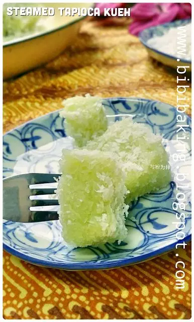 蒸木薯西米糕 ( Steamed Tapioca Kueh ) 一款朴實,不花俏,古早味濃的糕點,真的好好吃哦!