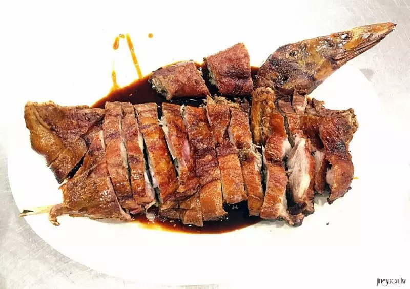 士乃金龍飯店 美食老店傳香30年載