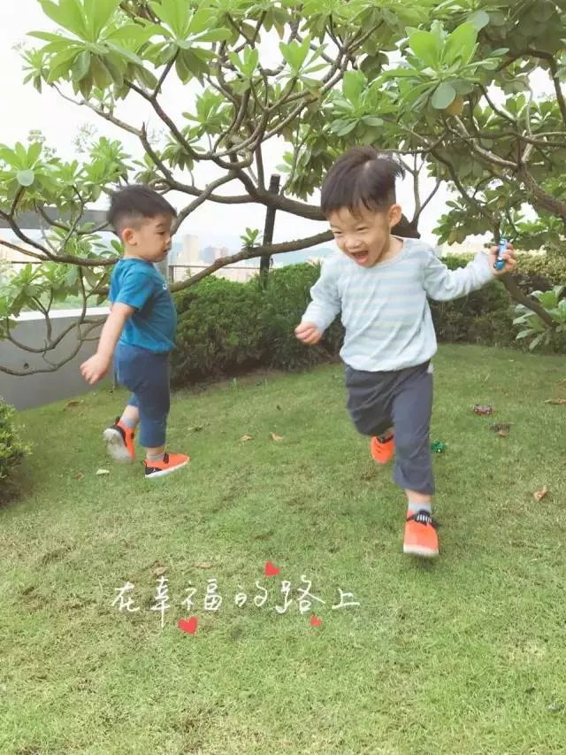 演藝圈最被「看衰」的一對,相戀11年,婚後打「排卵針」才生出小孩,如今沒有人敢再說什麼