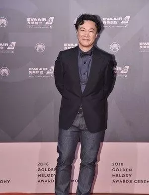 【女神全場最美!】徐若瑄《金曲獎》露20公分事業線,大曬雪乳美到翻!
