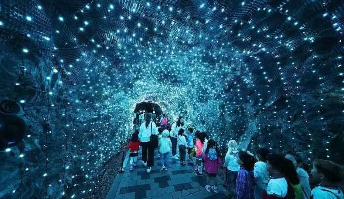 孩子們的韓國「夢幻洞穴」大人們的「北國第一溶洞」遊客:這就是差距!