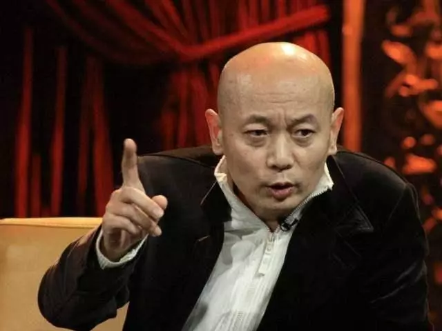 嗜酒如命的四位明星,第一位拍戲時就沒清醒過,最後一位因酒而逝!