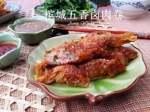 太強大了!#家傳食譜#檳城五香滷肉卷(Penang Loh Bak)-- 據說她的家婆一年還可以賣上千多卷呢!趕緊收藏!