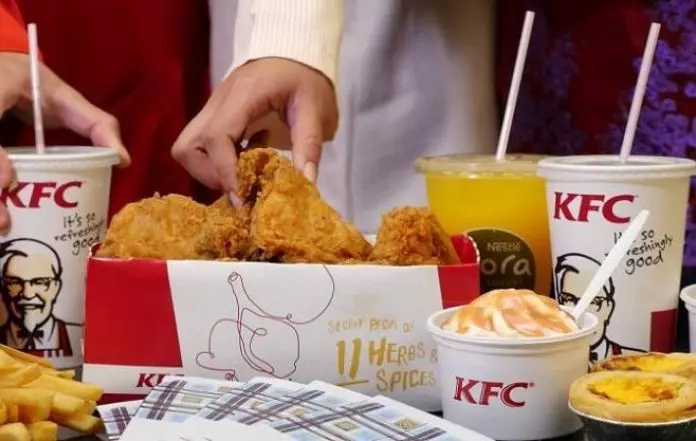 【注意了!】新加坡KFC停止提供『塑膠杯蓋&吸管』!