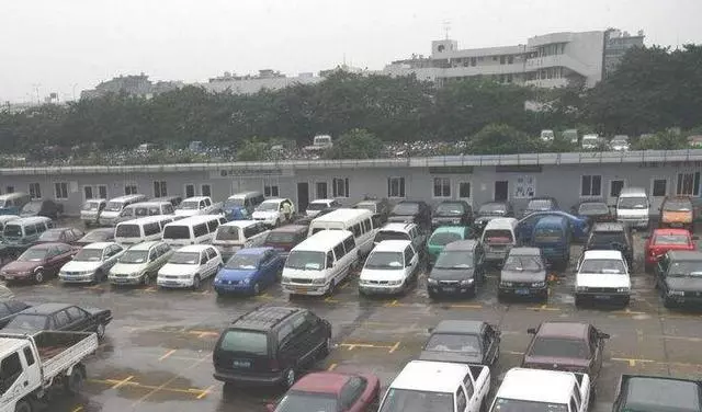 婚後我想買車,婆婆送來6萬,過節去了趟婆家,我哭著把新車賣了