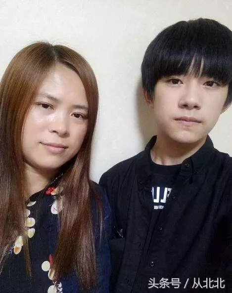 32個明星的媽媽,劉亦菲、井柏然長得不如媽媽,張柏芝媽媽不好看