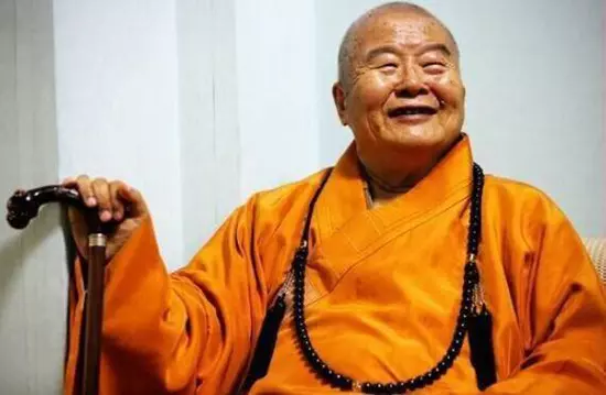 佛系快譯通!女僧侶「即時翻譯經文」太強 精準翻譯「娑婆世界」網友跪著看完