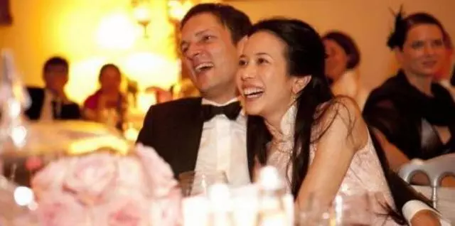 41歲莫文蔚嫁給了初戀,看完後你就明白為什麼她願意「當三個孩子的後媽」了!