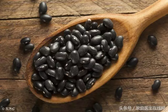 吃什麼讓白髮變黑髮?多吃這4種食物,一頭黑髮自然來