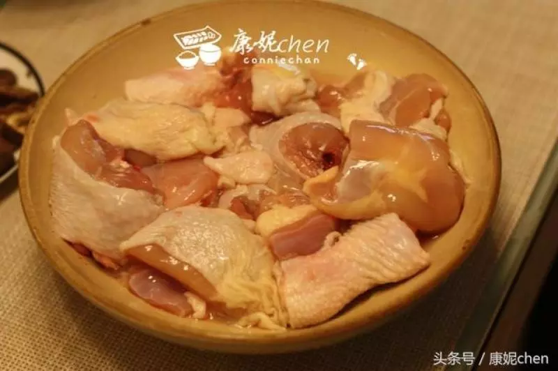 一鍋可以當湯喝,可以當菜吃,味道鮮美,好吃得湯汁不剩一滴
