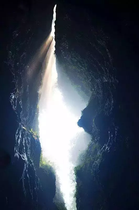 貴州又一個令人驚嘆的世界級風景!被隱藏了七億年,至今仍驚艷不已!