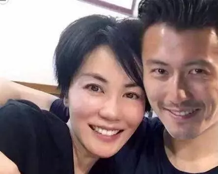 謝霆鋒即將結婚,謝賢送8000萬的房產,新娘到底會是誰呢?