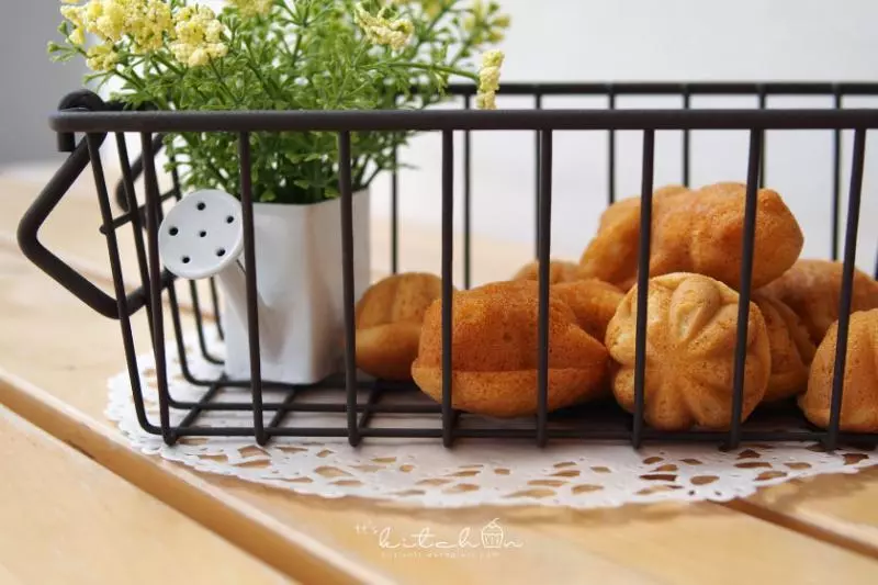 陣陣的雞蛋糕香飄滿屋,聞到雞蛋糕香可有牽起你一絲童年的回憶?