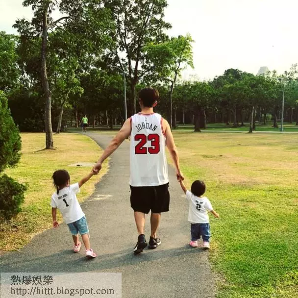 靜雯:人妻賈靜雯曬Hot爆水著 老公咁反擊… __,賈靜雯,