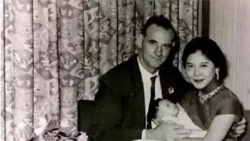 勁爆!黃秋生承認有20歲私生子!當年搞完就用錢打發母子倆,並拋棄一直都不認!線民:有錢大曬啊!