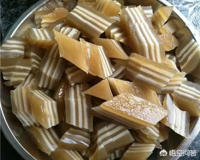 即食馬蹄粉完全可以做馬蹄糕 ,而且做法非常簡單
