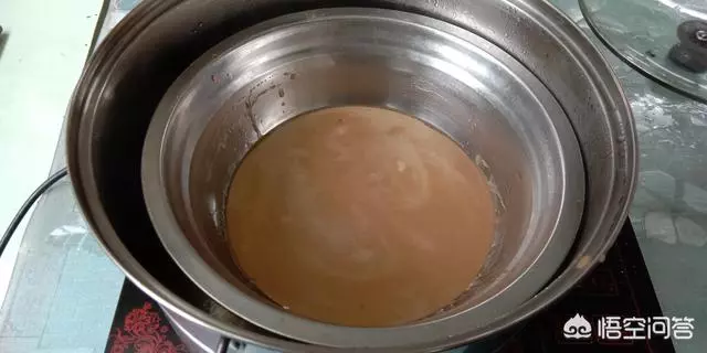 即食馬蹄粉完全可以做馬蹄糕 ,而且做法非常簡單
