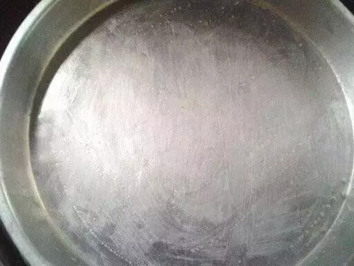 即食馬蹄粉完全可以做馬蹄糕 ,而且做法非常簡單