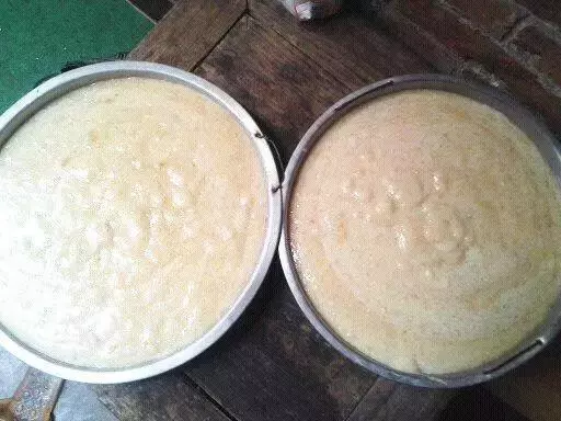 即食馬蹄粉完全可以做馬蹄糕 ,而且做法非常簡單