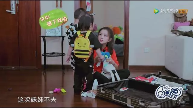 何潔女兒大哭,七寶做了3件事,網友紛紛贊單身媽媽依然教得棒!
