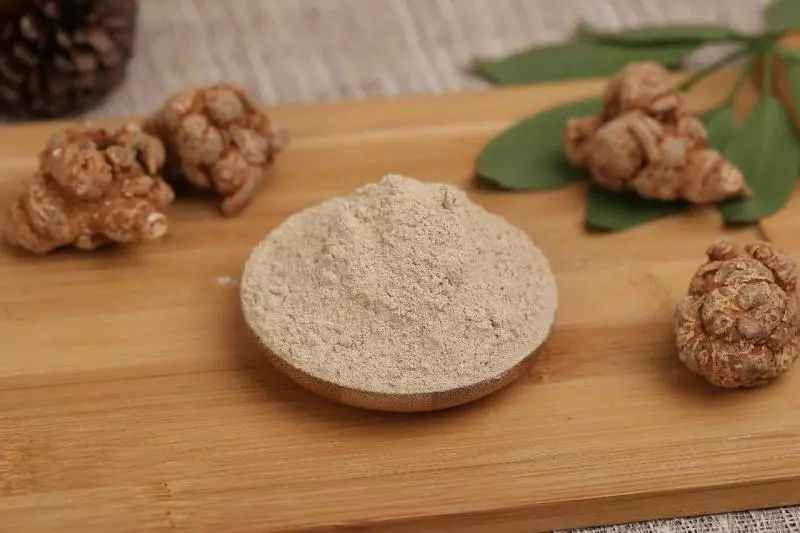 皮膚暗沉和色斑讓你苦惱不堪?每天一杯,這味中草藥讓你重返美麗自信!