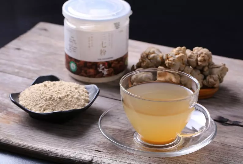 皮膚暗沉和色斑讓你苦惱不堪?每天一杯,這味中草藥讓你重返美麗自信!