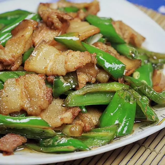 辣椒炒肉最好吃的15種做法,配上白米飯,不下兩碗你來找我!