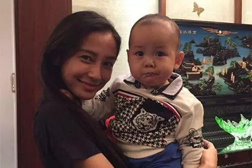 看完baby婆婆,再看看楊冪婆婆,差距不是一般大