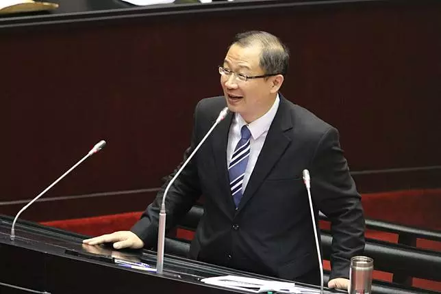 宗教團體為何不用公開財報?來看《財團法人法》各黨立委誰支持誰反對!