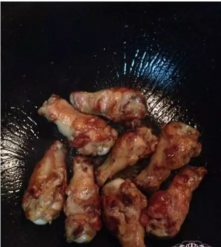 教你做超好吃可樂雞翅,不用一滴油,香嫩無比,做法還超級簡單