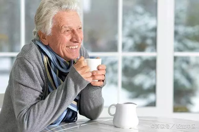 每天這樣飲水,排毒,益壽!讓你70沒病,80不老!(早看早受益)
