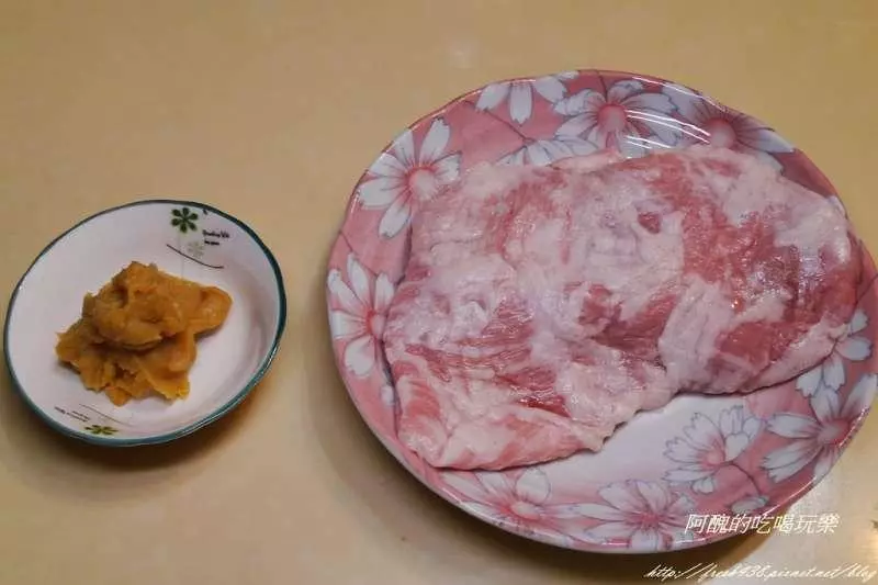 【新手廚房】味噌松阪豬,沒有烤箱,也可以輕鬆上菜。