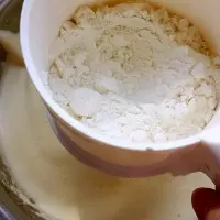 低糖少油的水蒸蛋糕,松軟可口,美味健康,不要錯過哦!