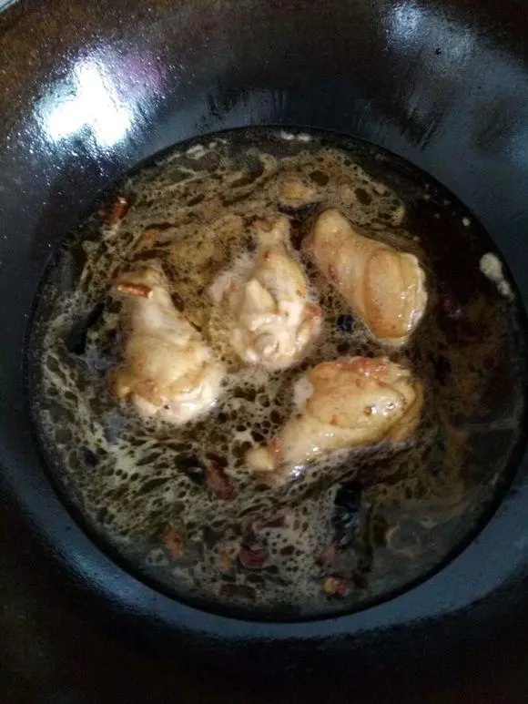 紅燒啤酒雞腿兒,客官來一隻......