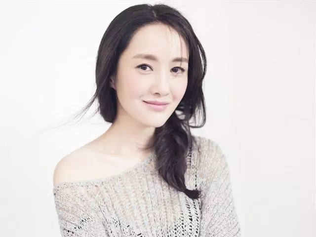 婆婆雇保姆伺候我坐月子,老公出差回家對保姆說這話,我才知真相