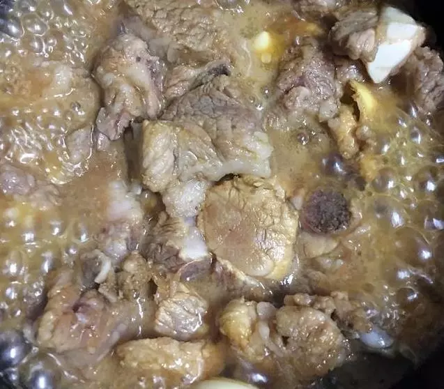 排骨這樣做,香味四溢,鄰居的小孩吃了之後非要她媽媽來和我學!