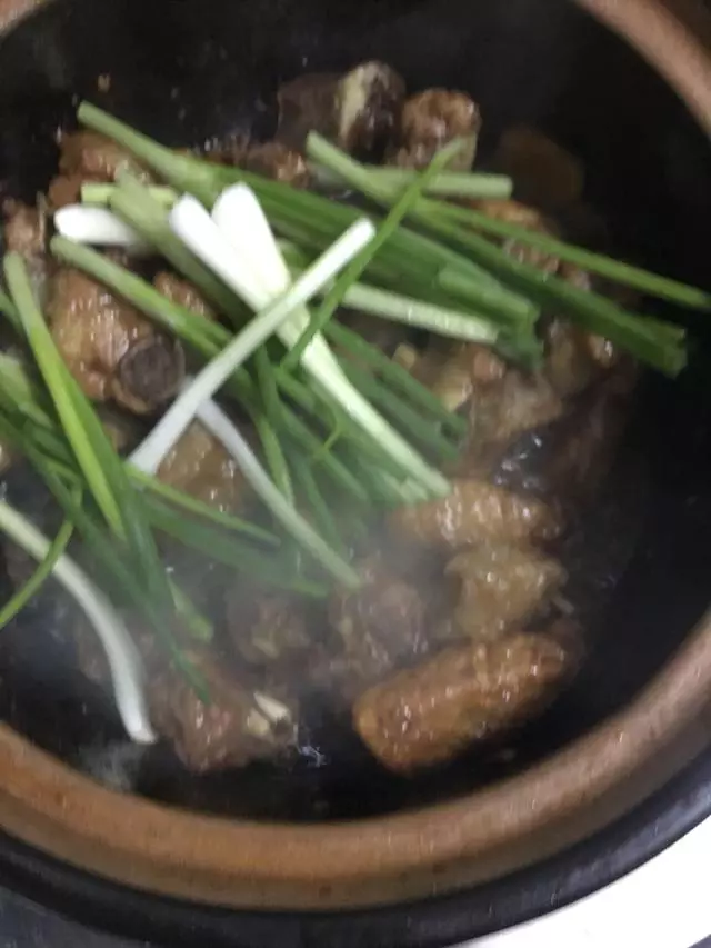排骨這樣做,香味四溢,鄰居的小孩吃了之後非要她媽媽來和我學!