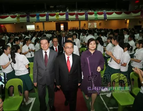 好消息! 甲政府承認統考 統考生出任CEO