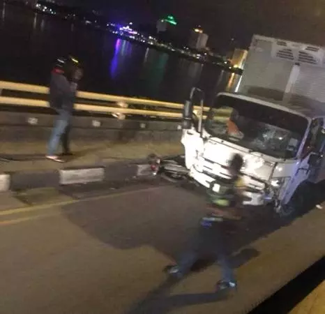 羅厘反方向行駛 撞摩哆群 兀蘭恐怖死亡車禍