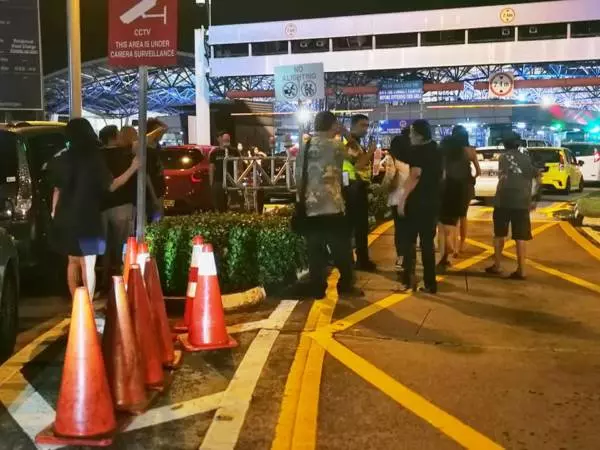 羅厘反方向行駛 撞摩哆群 兀蘭恐怖死亡車禍