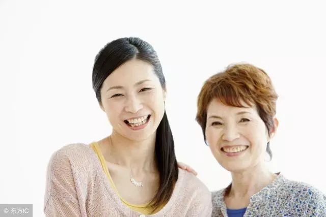 老公說他是一家之主房子只能寫他名,我:誰說女人不能當一家之主