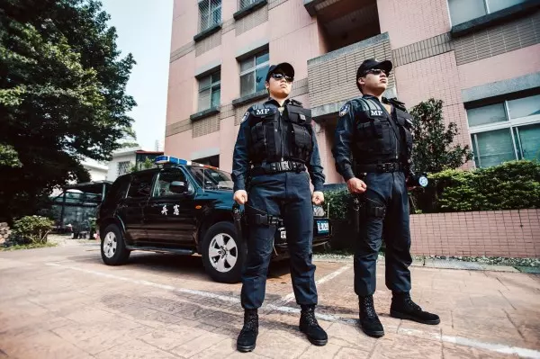因應反恐維安需求 憲兵配發新式步槍瞄準鏡