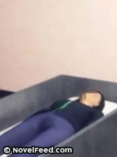 丈夫失蹤8年,瘸腿婆婆下葬後翻到的一封信,讓她嚎啕大哭,原來丈夫不是失蹤,而是….